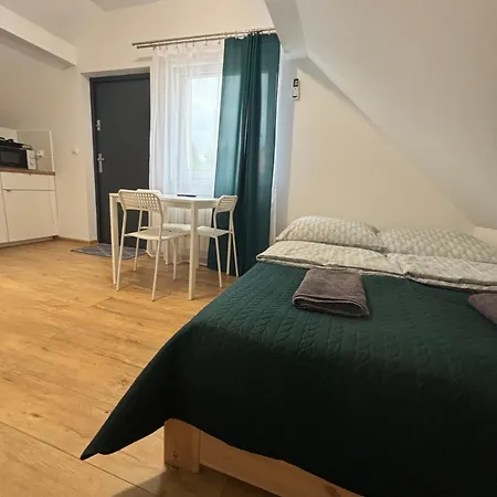 Przystanek Apartment *