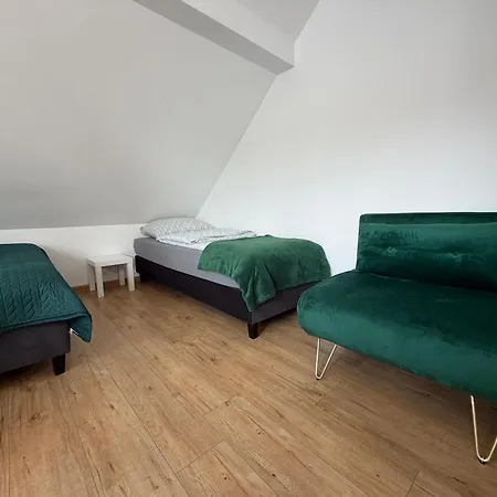 Przystanek Apartment *